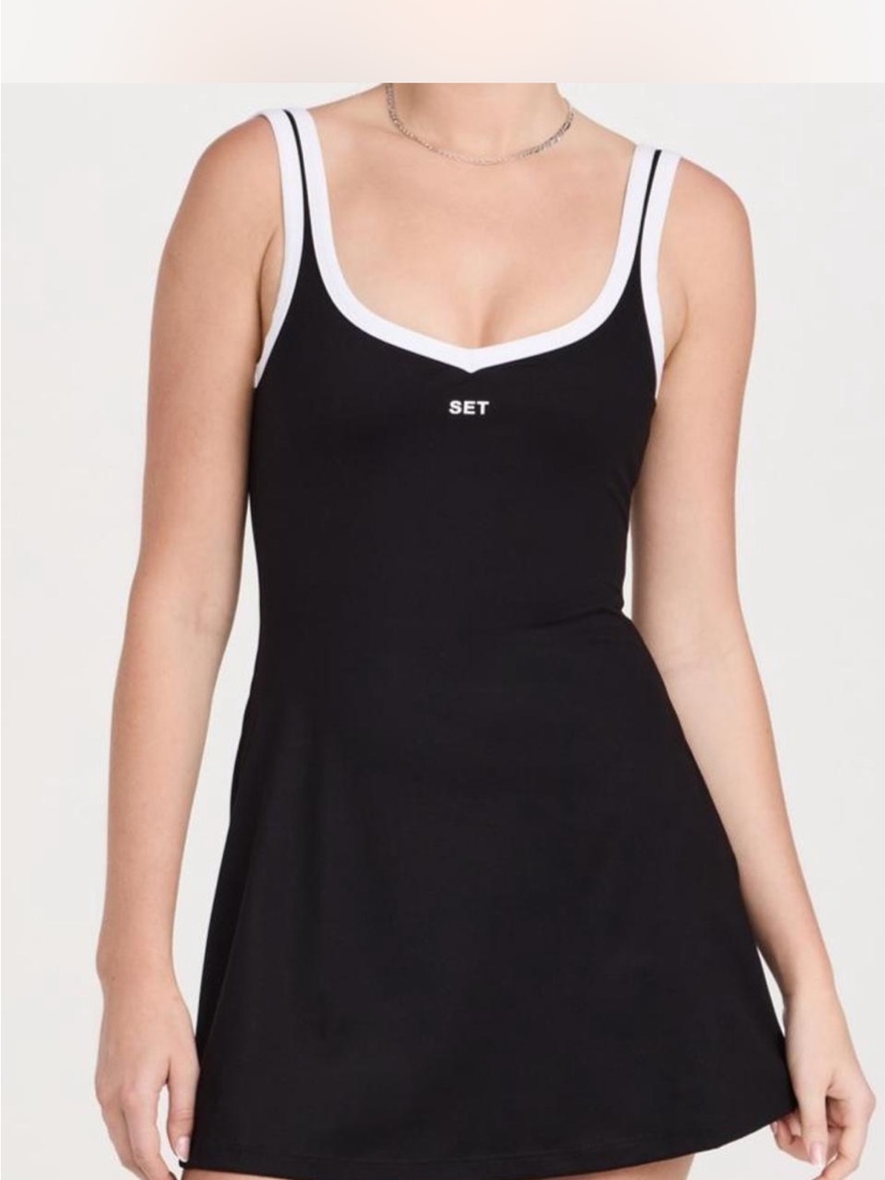 SET active black and white tennis dress